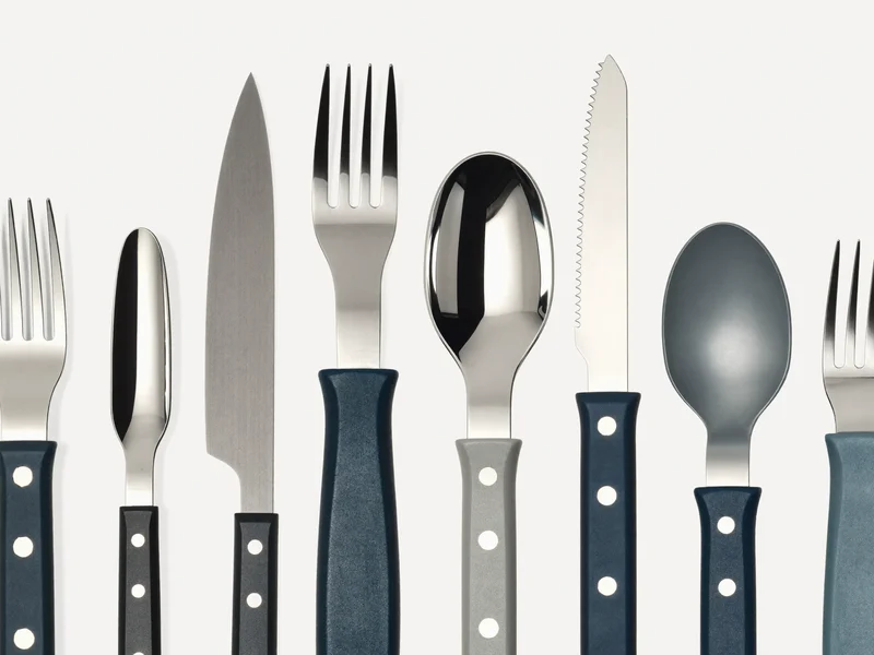 Dettaglio illustrato di materiali e lavorazione per accessori da barbecue